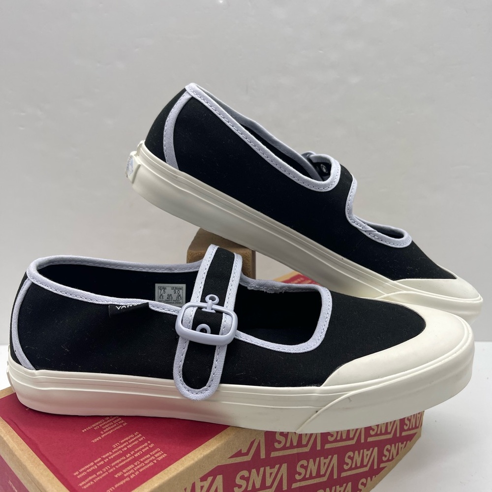 Vans WMNS Mary Jane VN000CRRBMA Buckle Sandals Sneakers - Picture 7 of 16